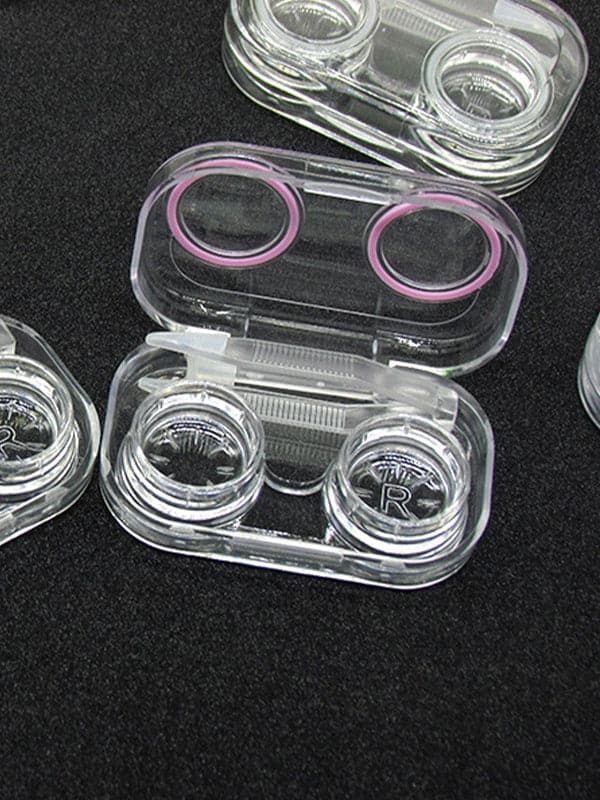 Klarer Kontaktlinsenbehälter mit Dichtungsring